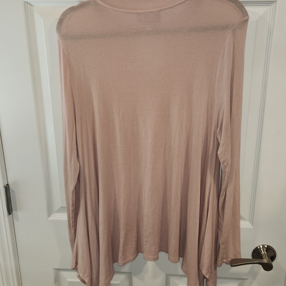 Jennifer Lopez Blush Tunic with Keyhole Neckline - Picture 5 of 5